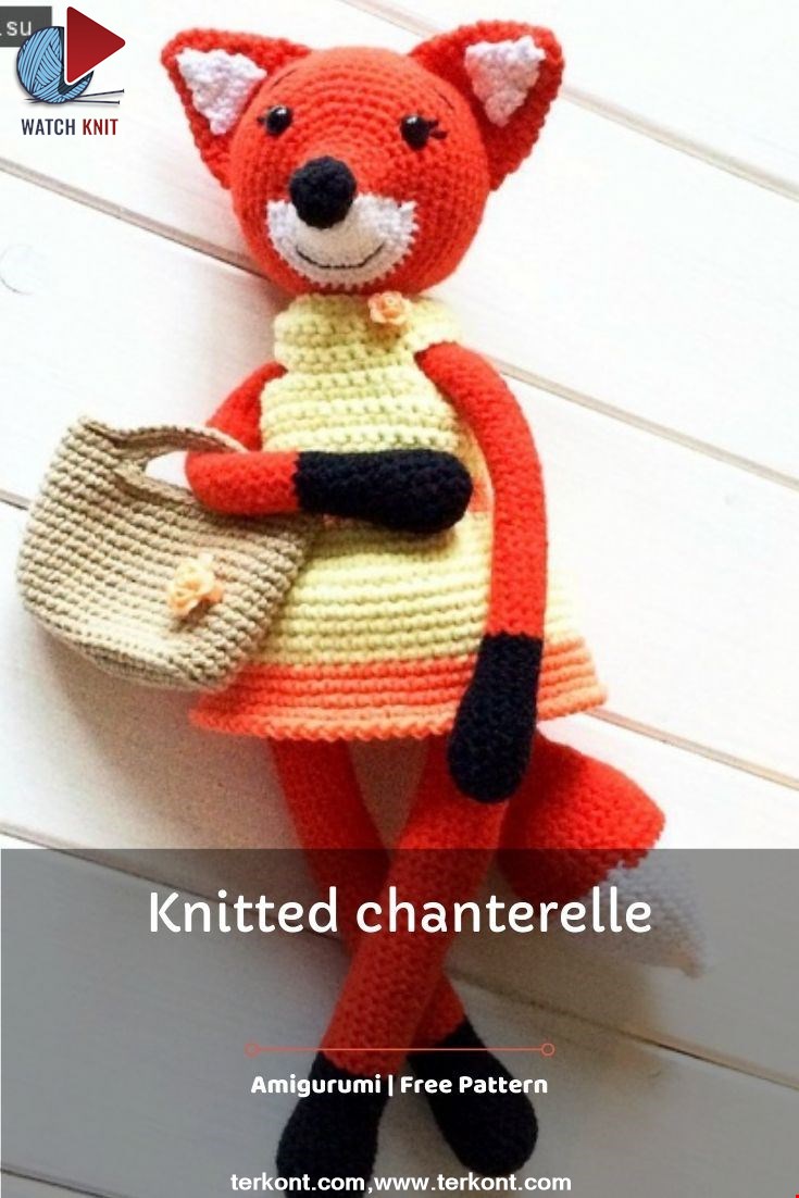 Knitted Chanterelle